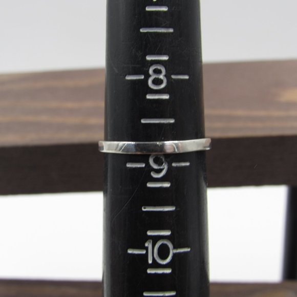 Size 8.75 Sterling Silver Small Star Band Ring - Picture 6 of 8